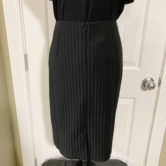 REITMANS Black ribbed pencil skirt ~ Y2K goth MEDIUM LARGE striped lined skirt - Picture 14 of 14